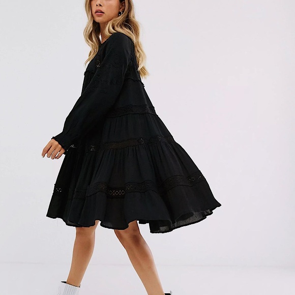 ❌SOLD❌ FREE PEOPLE Mini Dress Piece of Your Heart Tiered Beautiful Black Lace 🖤 - Picture 4 of 15